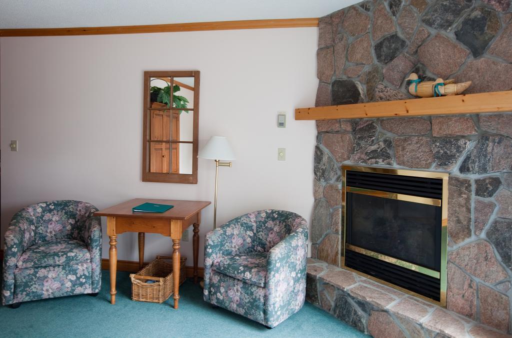 Pow Wow Point Lodge Huntsville Cameră foto